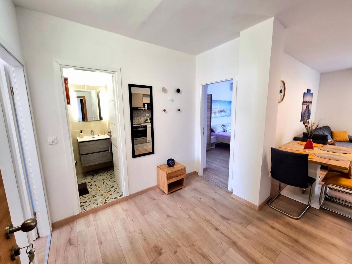 Julia Apartment บีโอกราดนาโมรู ภายนอก รูปภาพ